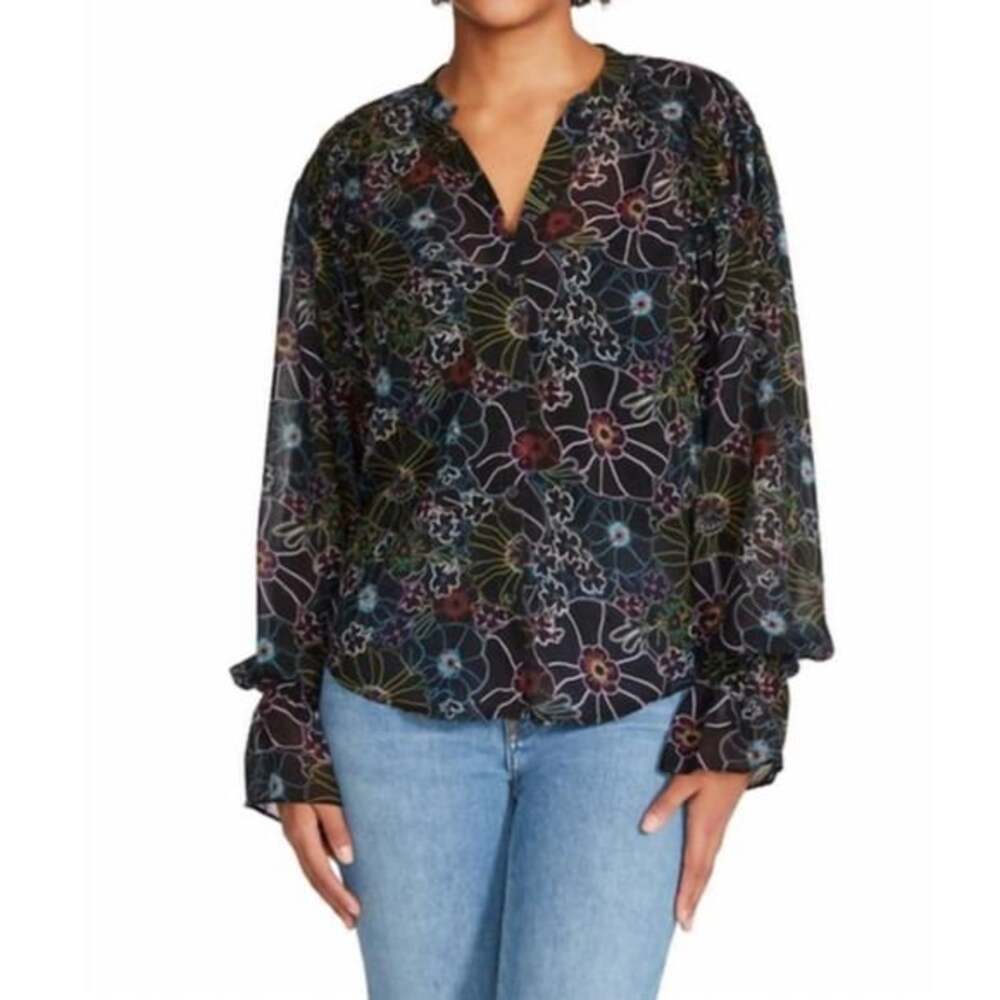 NWT Steve Madden Cameila Black Sheer Floral Button Blouse